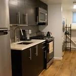Centrally Located Dc Apt Bloomingdale